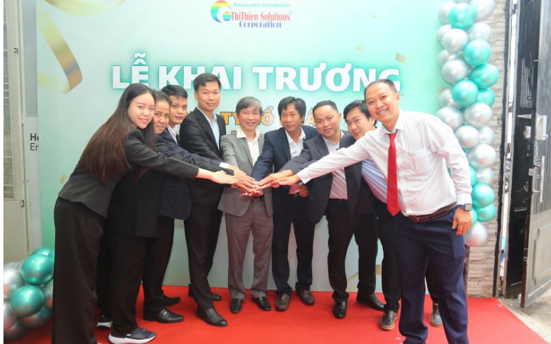 Ban lãnh đạo của Thi Thiên