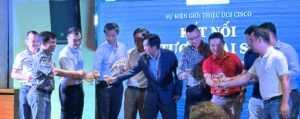Sự kiện giới thiệu UCS Cisco "kết nối tương lai số"