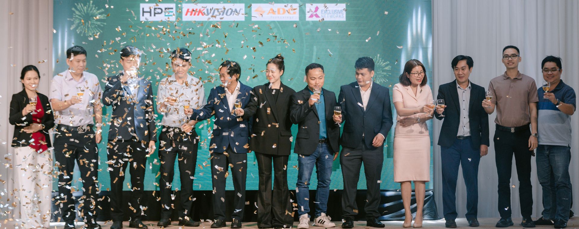 Khai Xu&acirc;n Bứt Ph&aacute;: Hạ Tầng Số & An Ninh Th&ocirc;ng Minh